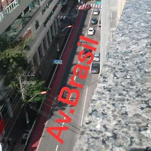 Apto Av. Brasil - Centro Balneário Camboriú